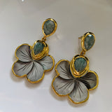 Lily Earrings (Gold)