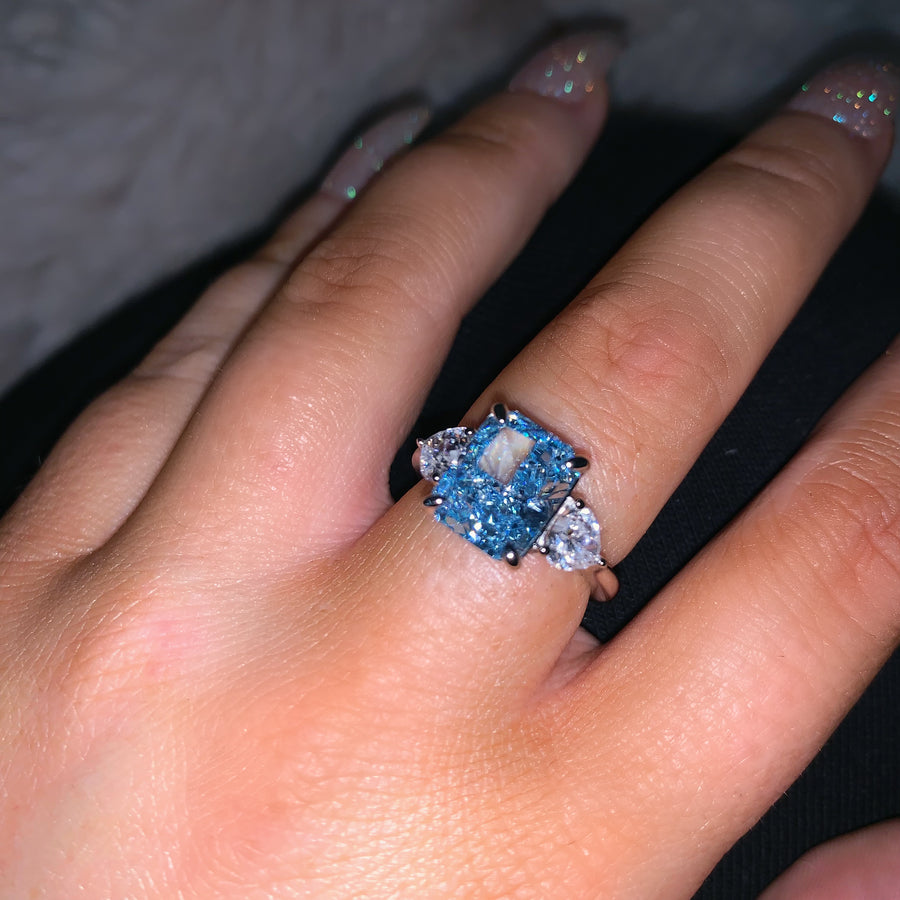 Chanelle Ring (Ice Blue) *PRE ORDER ONLY*